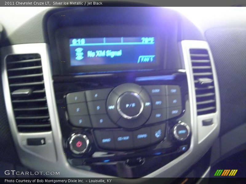 Silver Ice Metallic / Jet Black 2011 Chevrolet Cruze LT