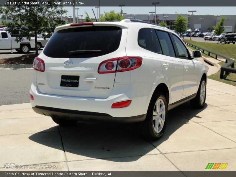 Pearl White / Gray 2010 Hyundai Santa Fe SE