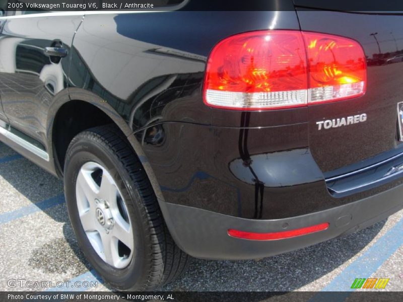 Black / Anthracite 2005 Volkswagen Touareg V6