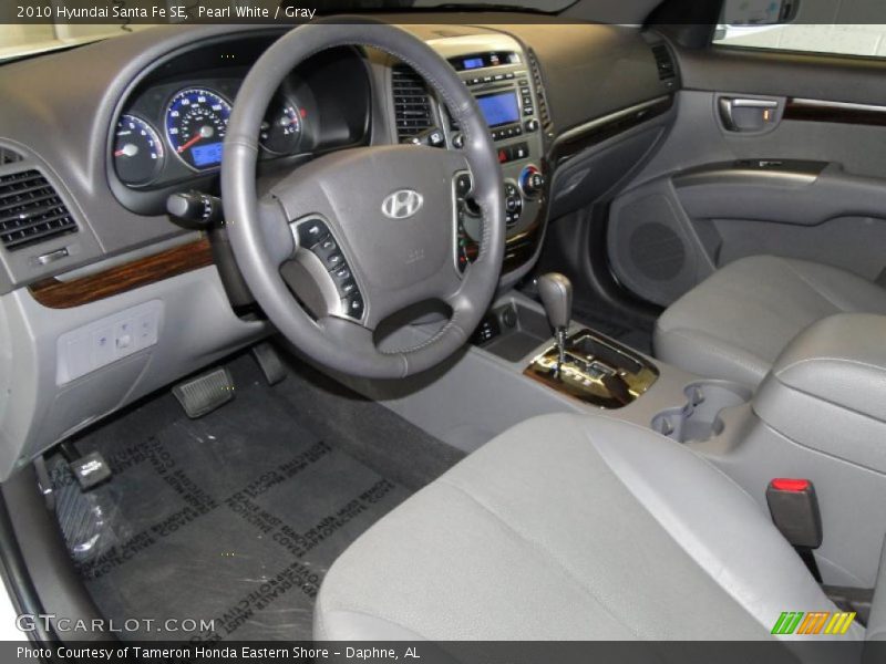 2010 Santa Fe SE Gray Interior