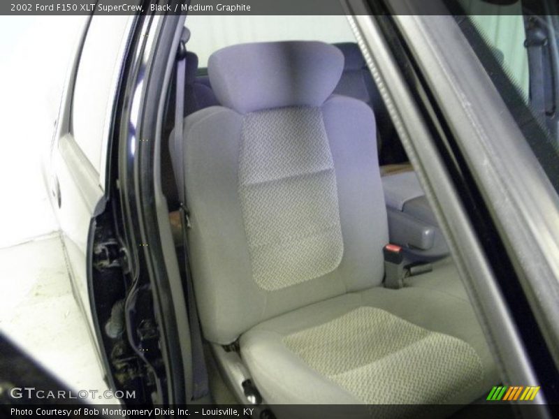Black / Medium Graphite 2002 Ford F150 XLT SuperCrew