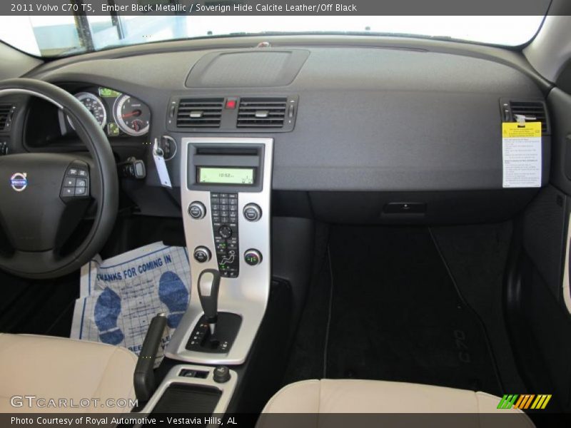 Ember Black Metallic / Soverign Hide Calcite Leather/Off Black 2011 Volvo C70 T5