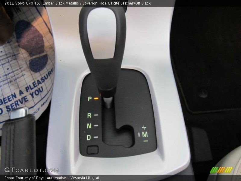 Ember Black Metallic / Soverign Hide Calcite Leather/Off Black 2011 Volvo C70 T5