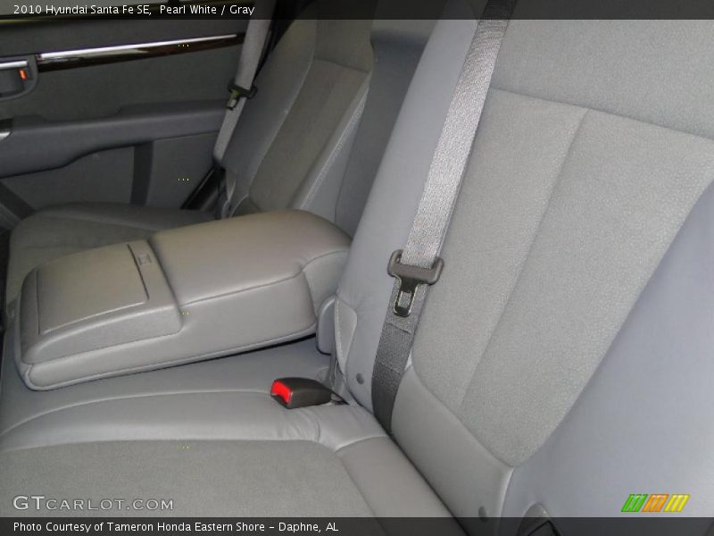 Pearl White / Gray 2010 Hyundai Santa Fe SE