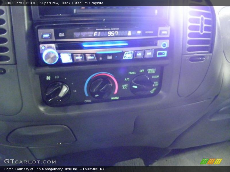 Black / Medium Graphite 2002 Ford F150 XLT SuperCrew