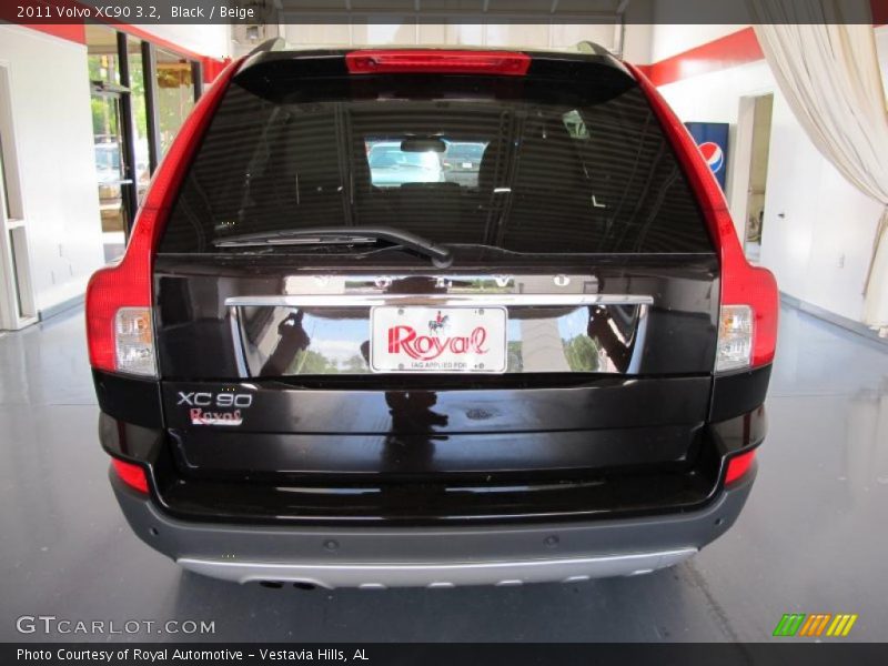 Black / Beige 2011 Volvo XC90 3.2