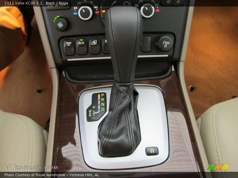 Black / Beige 2011 Volvo XC90 3.2