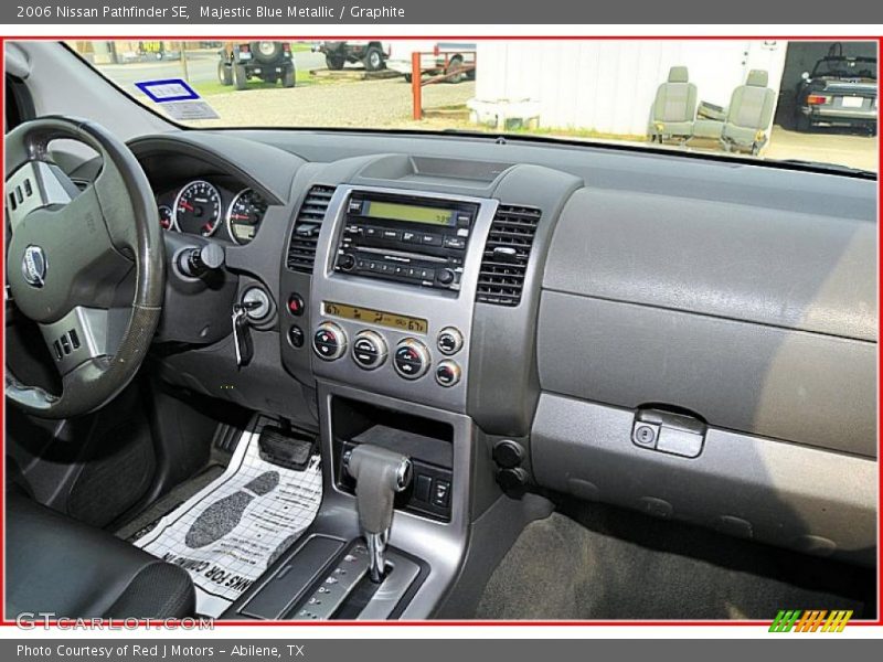 Majestic Blue Metallic / Graphite 2006 Nissan Pathfinder SE