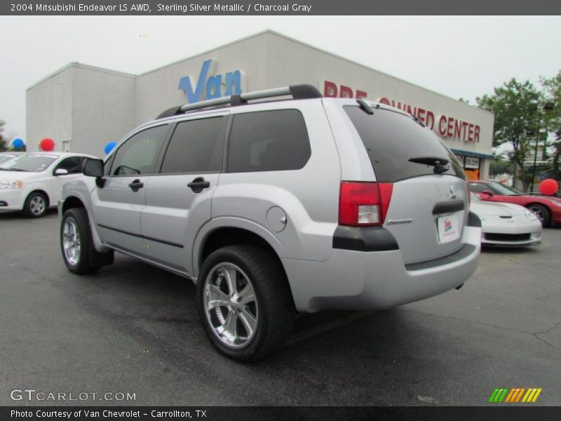 Sterling Silver Metallic / Charcoal Gray 2004 Mitsubishi Endeavor LS AWD