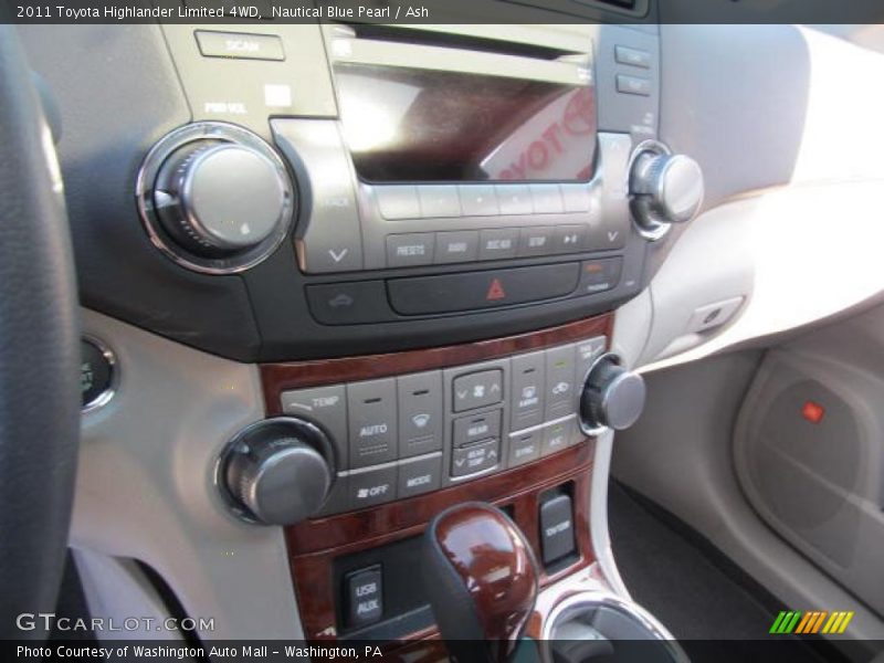 Nautical Blue Pearl / Ash 2011 Toyota Highlander Limited 4WD