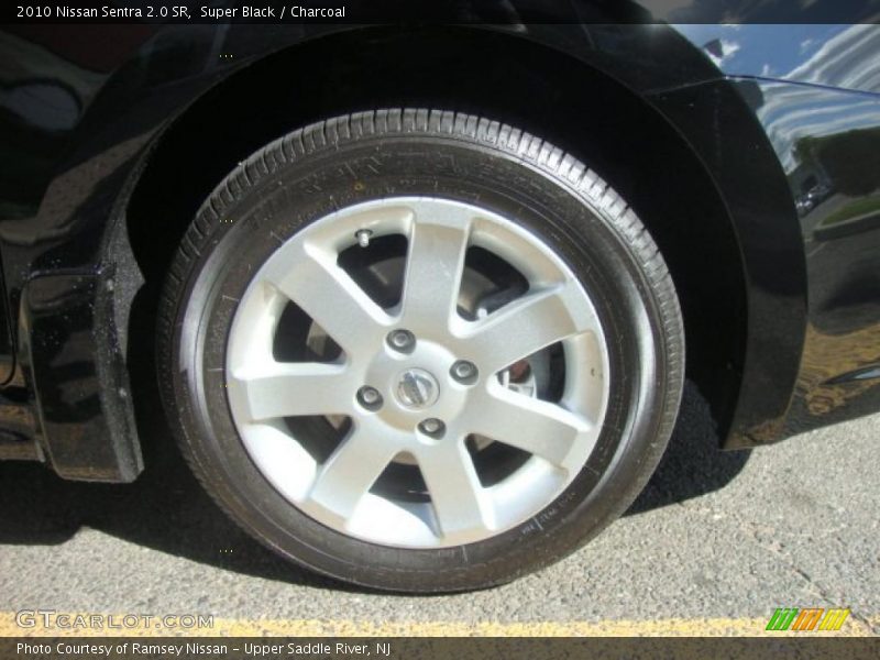 Super Black / Charcoal 2010 Nissan Sentra 2.0 SR