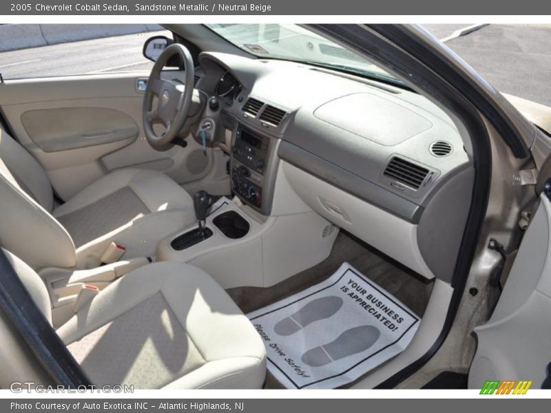 Sandstone Metallic / Neutral Beige 2005 Chevrolet Cobalt Sedan