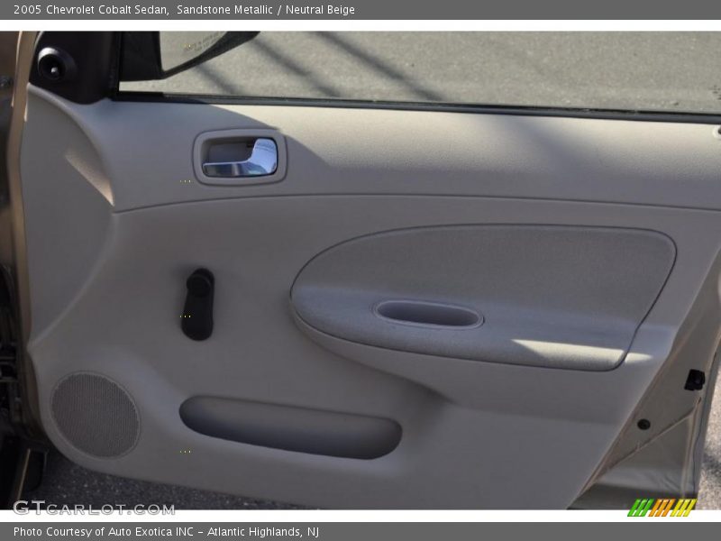 Sandstone Metallic / Neutral Beige 2005 Chevrolet Cobalt Sedan