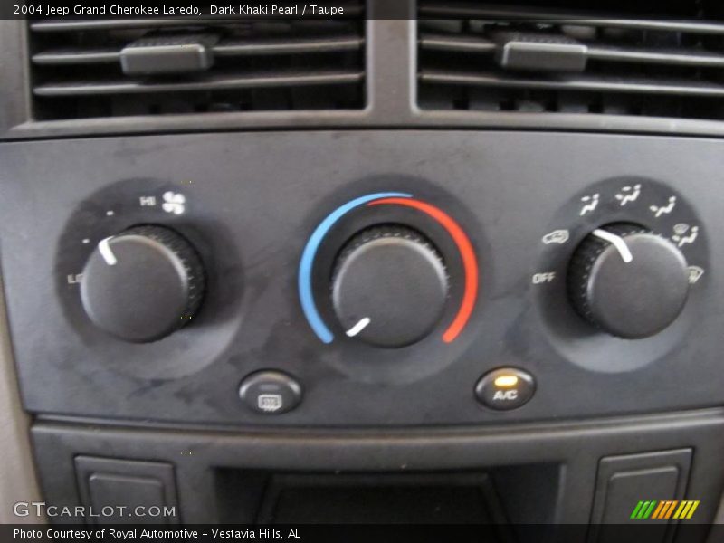 Dark Khaki Pearl / Taupe 2004 Jeep Grand Cherokee Laredo