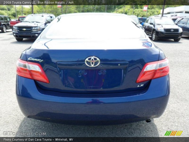 Blue Ribbon Metallic / Ash 2009 Toyota Camry LE