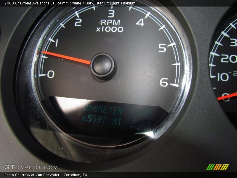 Summit White / Dark Titanium/Light Titanium 2008 Chevrolet Avalanche LT