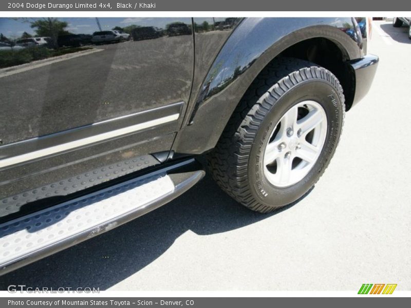 Black / Khaki 2004 Dodge Durango Limited 4x4