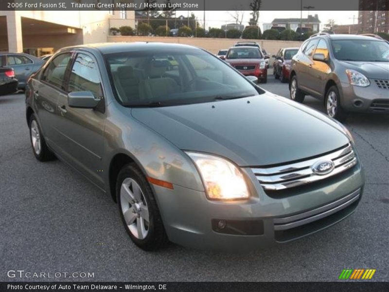 Titanium Green Metallic / Medium Light Stone 2006 Ford Fusion SE