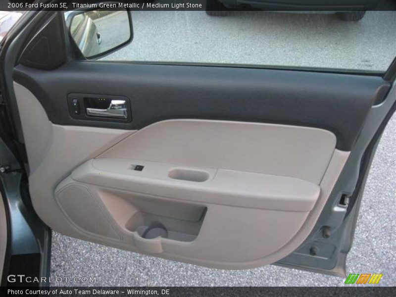 Titanium Green Metallic / Medium Light Stone 2006 Ford Fusion SE