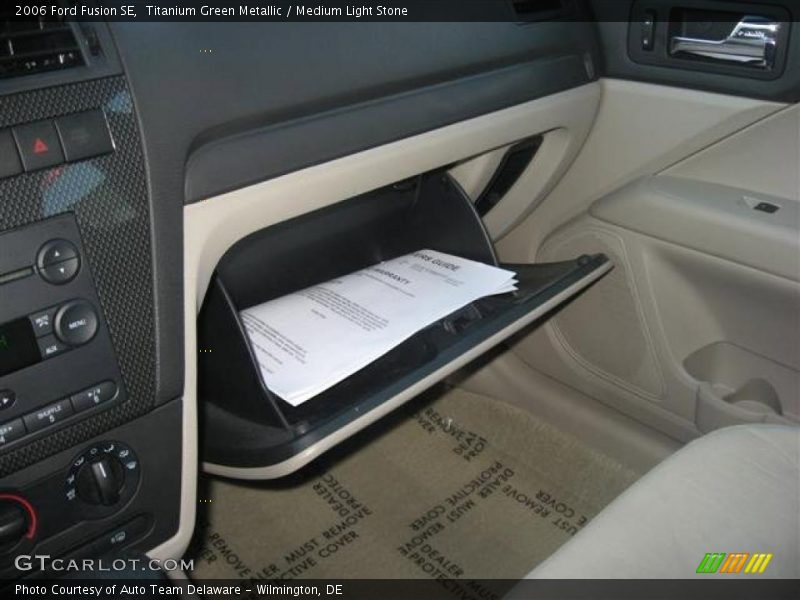 Titanium Green Metallic / Medium Light Stone 2006 Ford Fusion SE