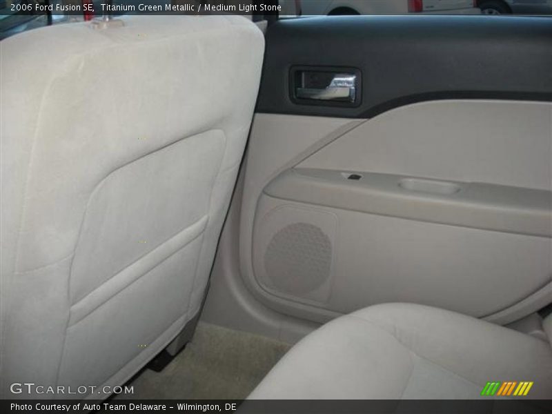 Titanium Green Metallic / Medium Light Stone 2006 Ford Fusion SE