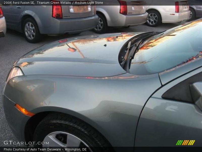 Titanium Green Metallic / Medium Light Stone 2006 Ford Fusion SE