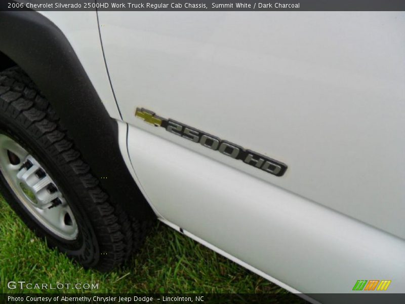 Summit White / Dark Charcoal 2006 Chevrolet Silverado 2500HD Work Truck Regular Cab Chassis