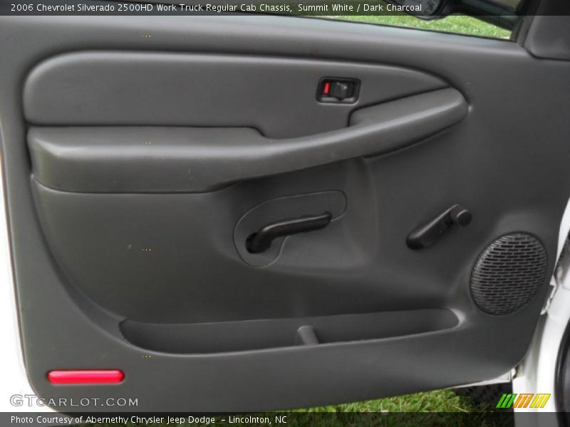 Summit White / Dark Charcoal 2006 Chevrolet Silverado 2500HD Work Truck Regular Cab Chassis