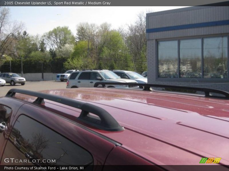 Sport Red Metallic / Medium Gray 2005 Chevrolet Uplander LS