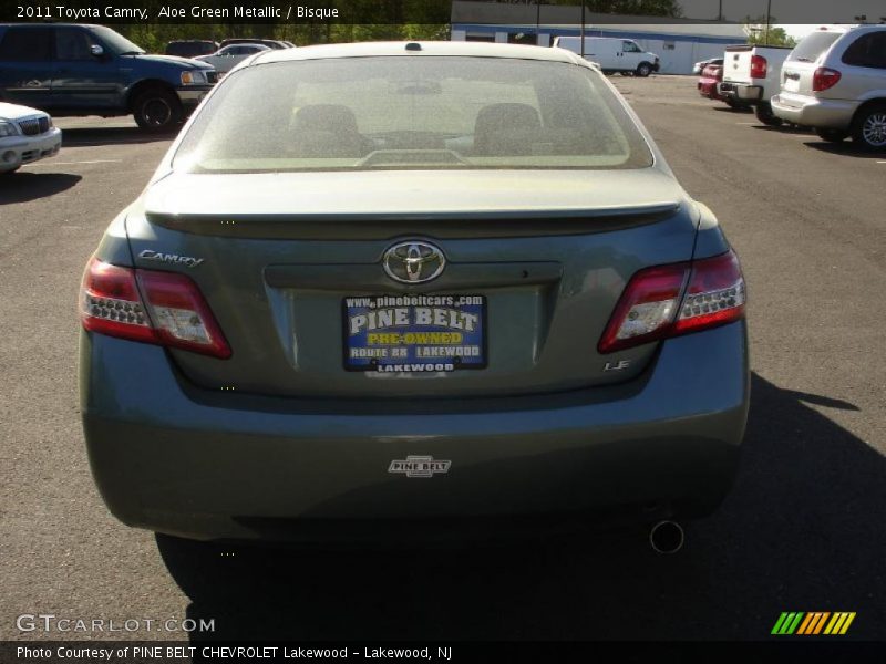 Aloe Green Metallic / Bisque 2011 Toyota Camry