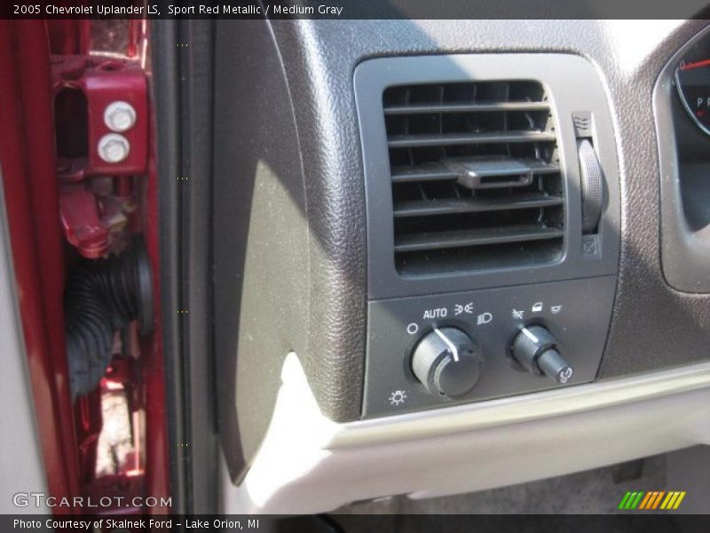 Sport Red Metallic / Medium Gray 2005 Chevrolet Uplander LS
