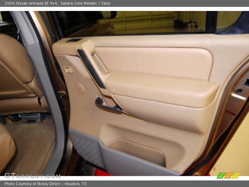 Sahara Gold Metallic / Sand 2004 Nissan Armada SE 4x4