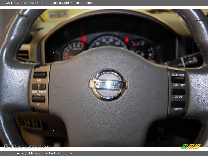 Sahara Gold Metallic / Sand 2004 Nissan Armada SE 4x4