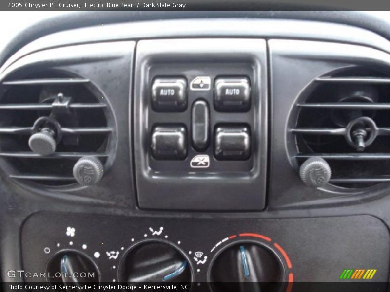 Electric Blue Pearl / Dark Slate Gray 2005 Chrysler PT Cruiser