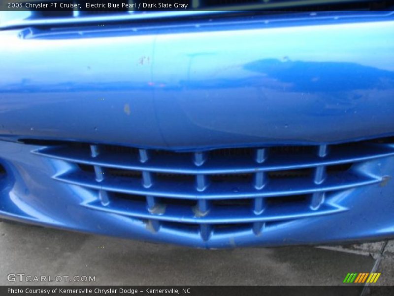 Electric Blue Pearl / Dark Slate Gray 2005 Chrysler PT Cruiser