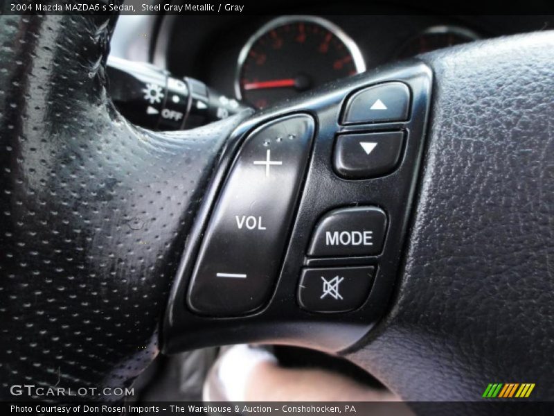 Controls of 2004 MAZDA6 s Sedan