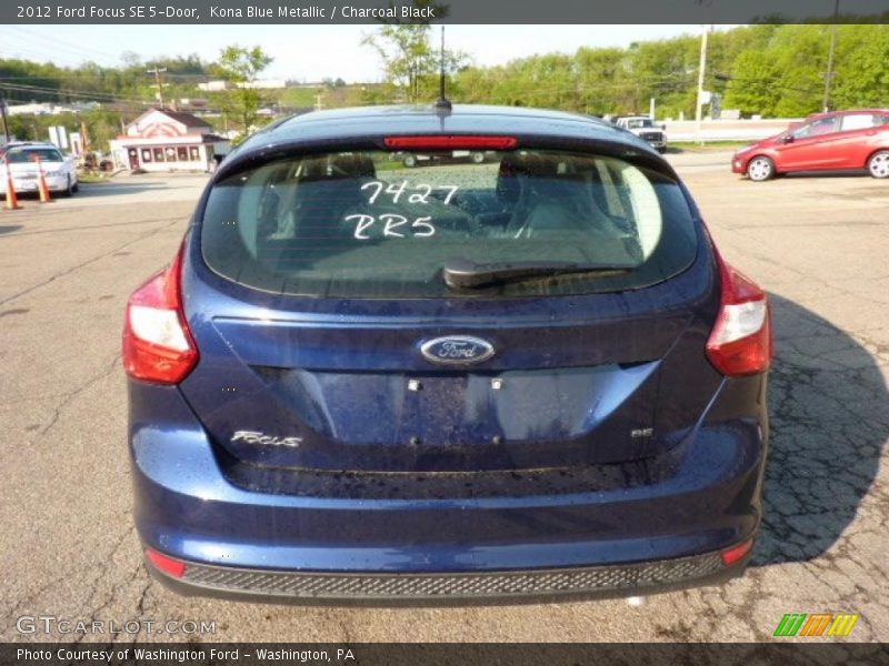 Kona Blue Metallic / Charcoal Black 2012 Ford Focus SE 5-Door