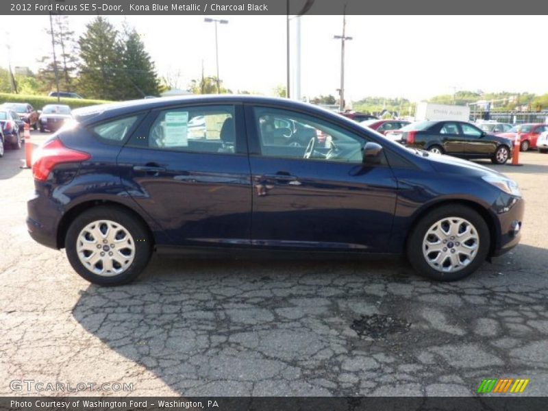 Kona Blue Metallic / Charcoal Black 2012 Ford Focus SE 5-Door