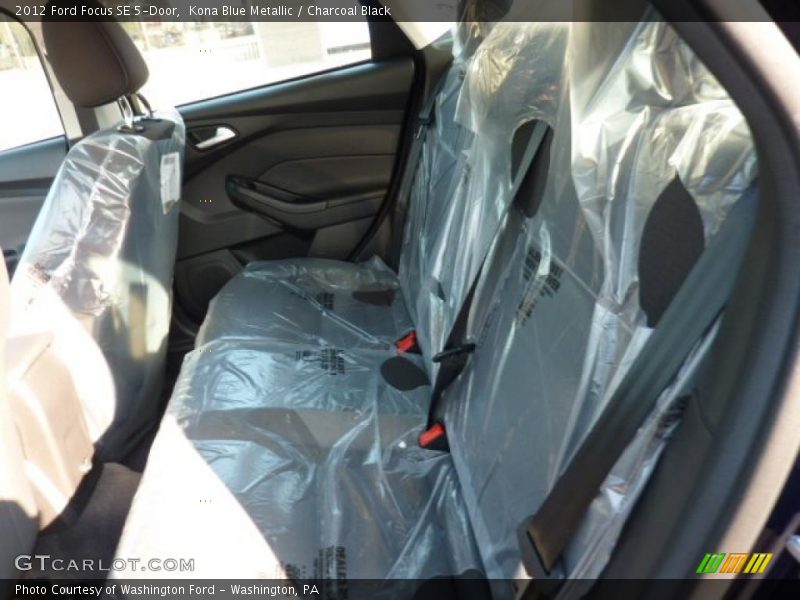 Kona Blue Metallic / Charcoal Black 2012 Ford Focus SE 5-Door