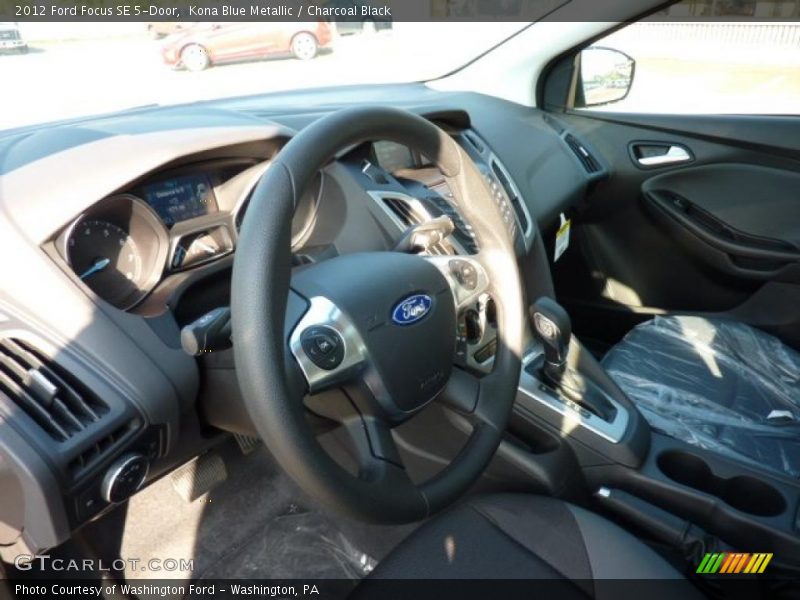 Kona Blue Metallic / Charcoal Black 2012 Ford Focus SE 5-Door
