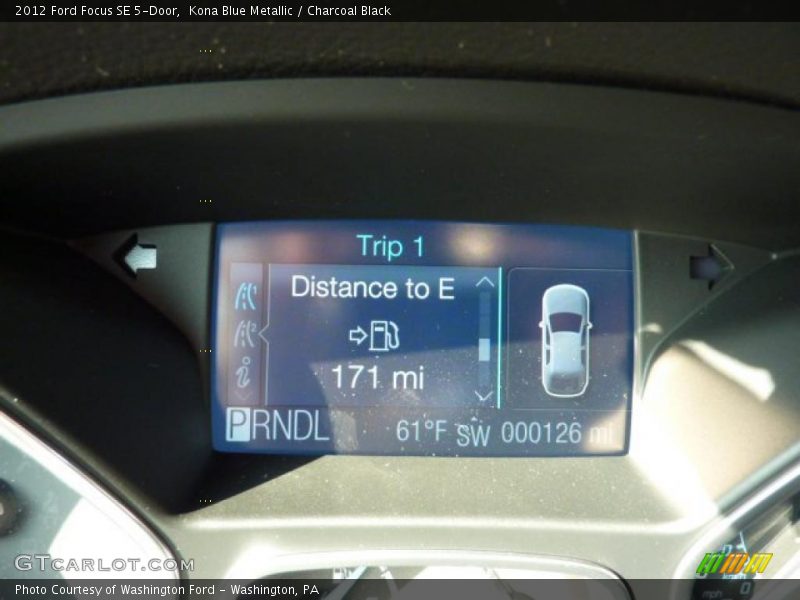 Kona Blue Metallic / Charcoal Black 2012 Ford Focus SE 5-Door