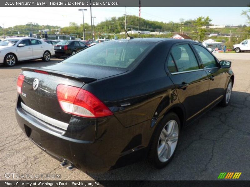 Tuxedo Black Metallic / Dark Charcoal 2010 Mercury Milan I4