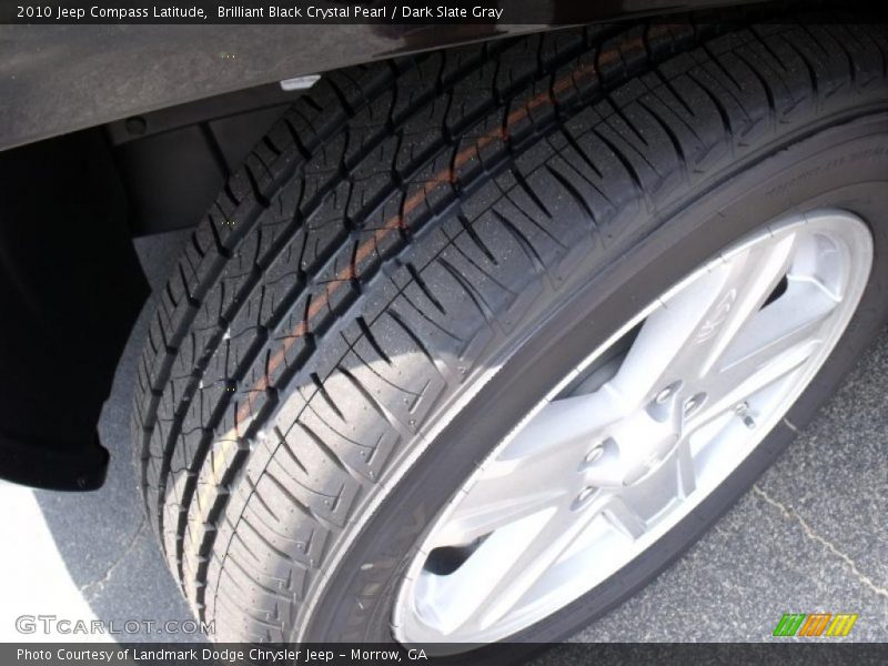 Brilliant Black Crystal Pearl / Dark Slate Gray 2010 Jeep Compass Latitude