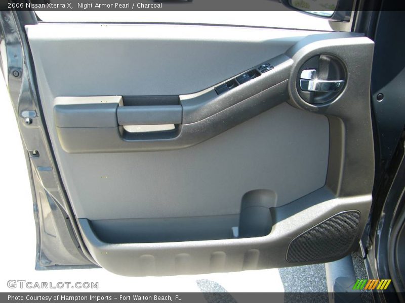 Night Armor Pearl / Charcoal 2006 Nissan Xterra X