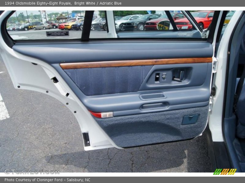 Door Panel of 1994 Eighty-Eight Royale