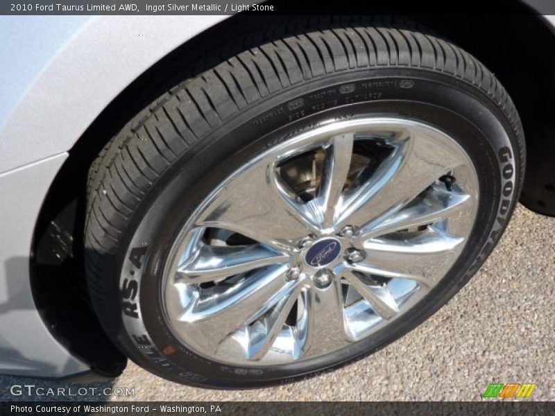 Ingot Silver Metallic / Light Stone 2010 Ford Taurus Limited AWD