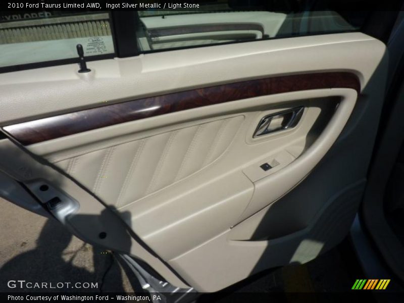 Ingot Silver Metallic / Light Stone 2010 Ford Taurus Limited AWD
