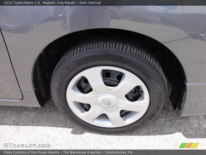 Magnetic Gray Metallic / Dark Charcoal 2010 Toyota Matrix 1.8