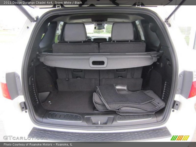  2011 Durango Citadel 4x4 Trunk