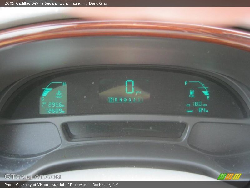 Light Platinum / Dark Gray 2005 Cadillac DeVille Sedan